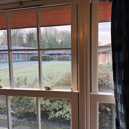 Netley Hall Dorrington Екстериор снимка