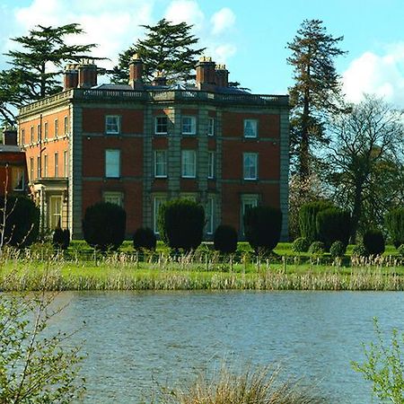 Netley Hall Dorrington Екстериор снимка