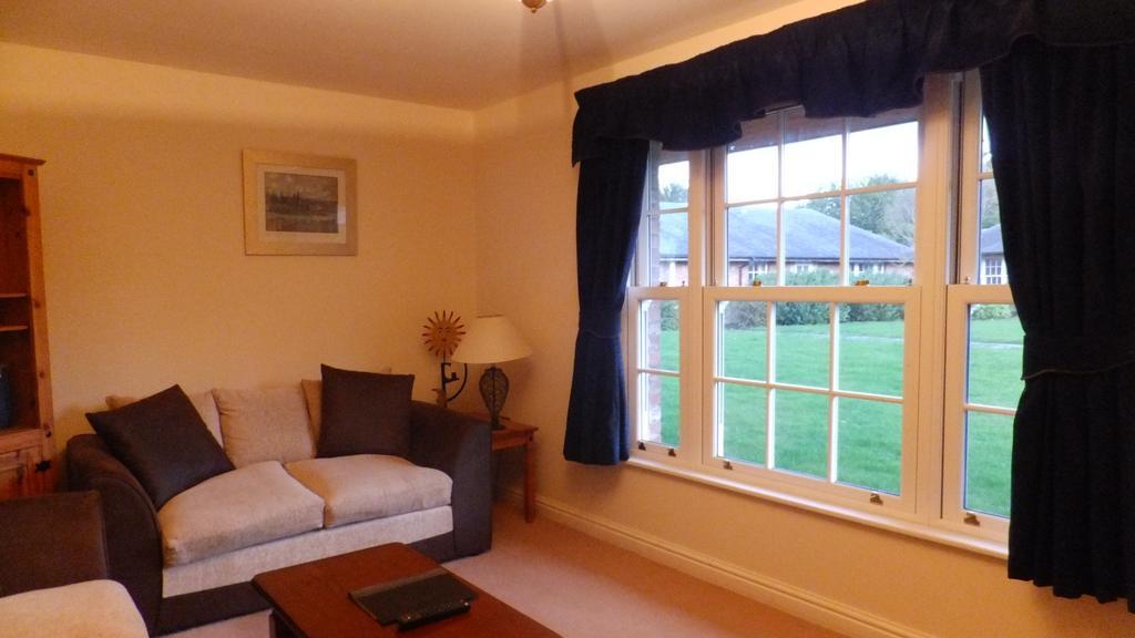 Netley Hall Dorrington Екстериор снимка